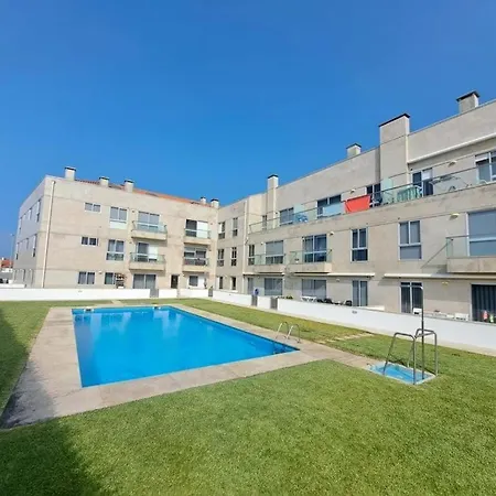 By The Sea & Town Apartman *