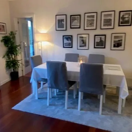 Apartman By The Sea & Town *